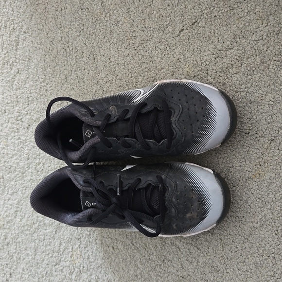 Nike baseball cleat - Picture 2 of 2